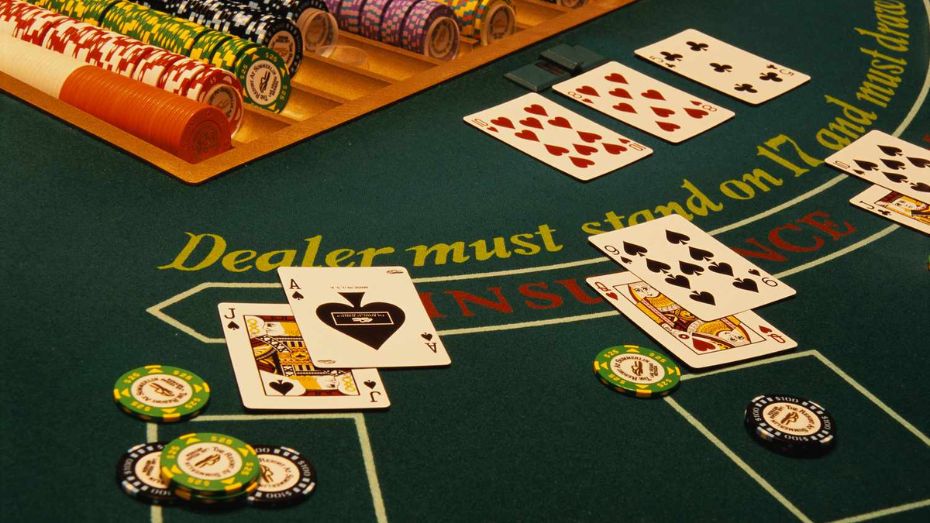 How to Profit from Card Counting Using Blackjack Deviations