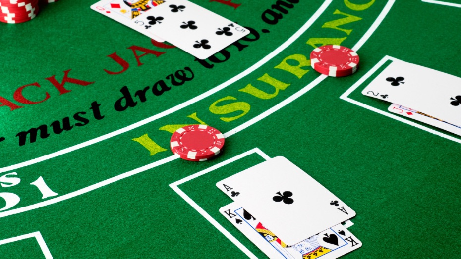 The Different Blackjack Variations You Must Know!